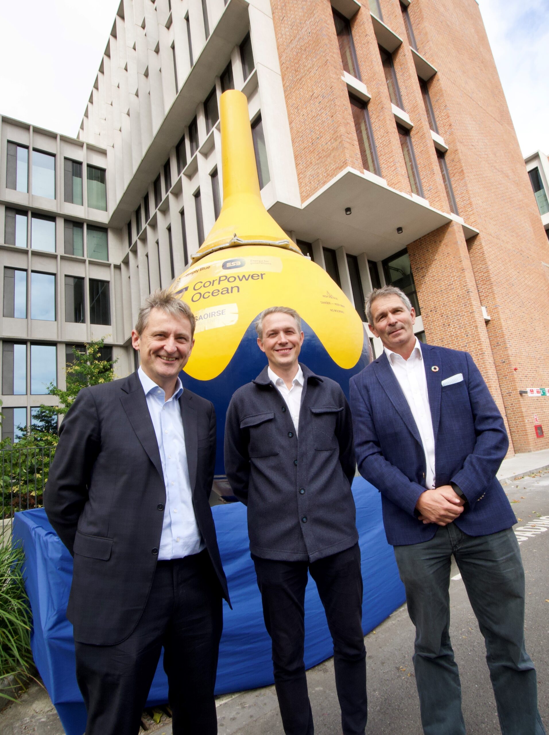 ESB to join Simply Blue Group as partner on pioneering Saoirse Wave Energy project off the Clare coast